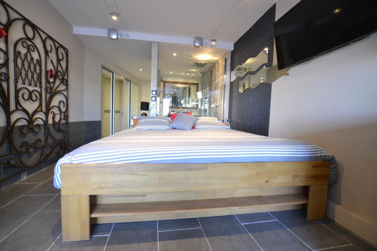 Studio Naturiste Captive Heliopolis Fg 13 Agde Exteriér fotografie